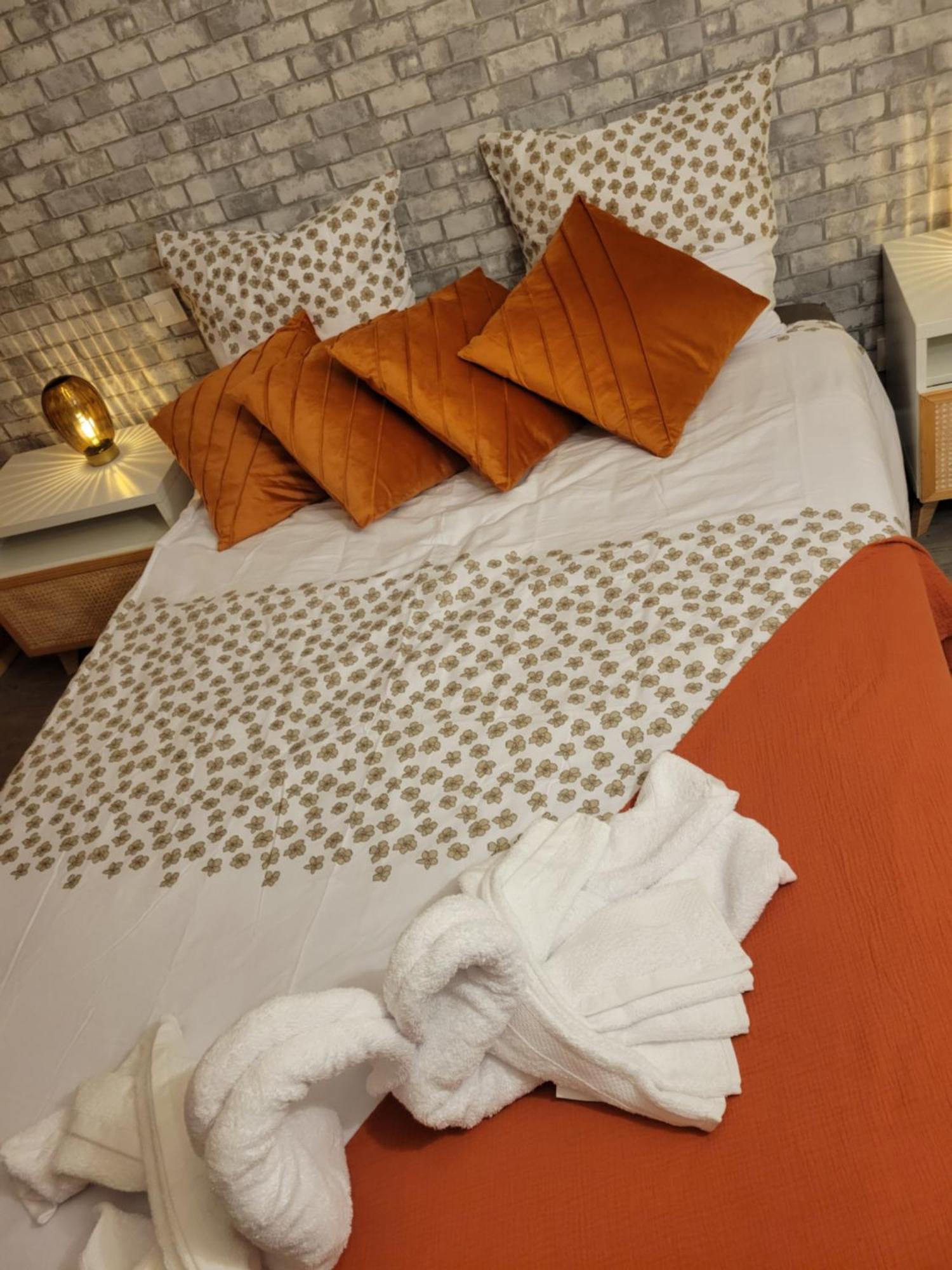Le Duplex Du Cocon De 베흑사이으 외부 사진